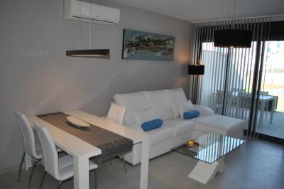 Top floor apartment in Oasis Beach Punta Prima 8 Nº 030 in España Casas