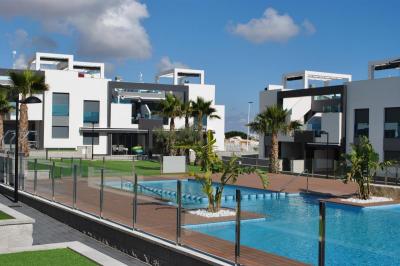 Top-Wohnung in Oasis Beach Punta Prima 7 Nº 130 in España Casas